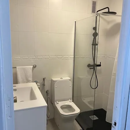 Modern In The Heart Of Fuengirola, 2 Min To The Lägenhet