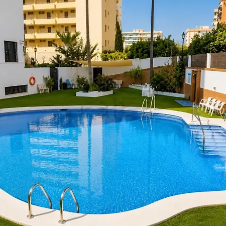 Modern In The Heart Of Fuengirola, 2 Min To The Lägenhet *