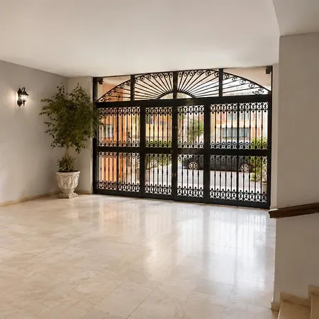 Modern In The Heart Of Fuengirola, 2 Min To The Lägenhet *